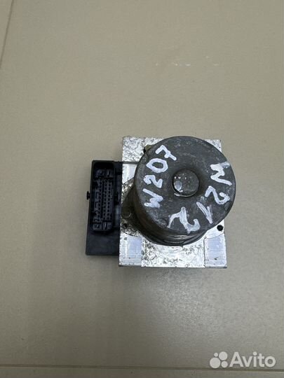 Блок ABS Mercedes E-class W212 A2124312012