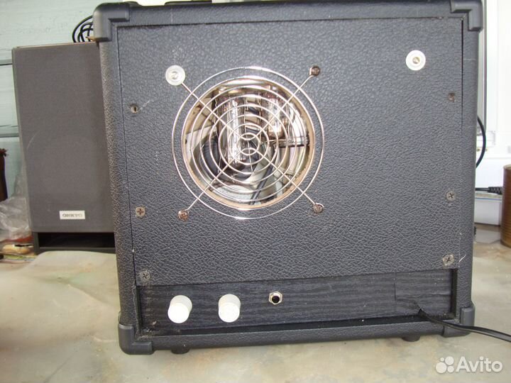 Ламповый комбоусилитель