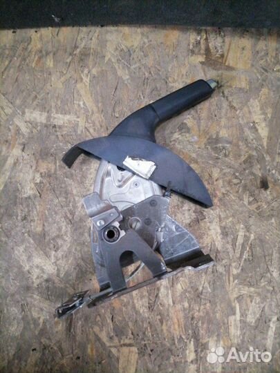 Рычаг ручного тормоза Nissan Qashqai J10