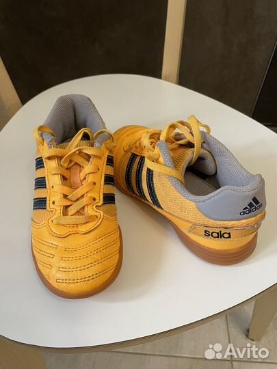 Детские Футбольные бутсы adidas sala