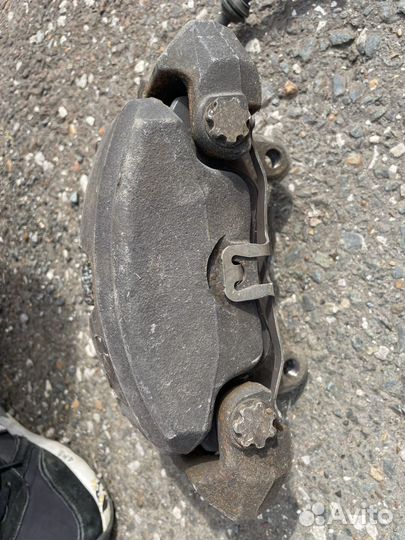 Тормозные суппорта и диски комплект