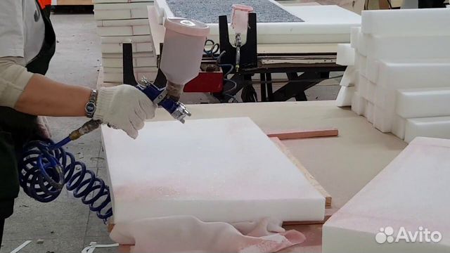 Поролонщик