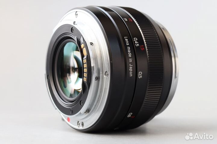 Объектив Carl Zeiss Planar 50mm f1.4 ZE для Canon