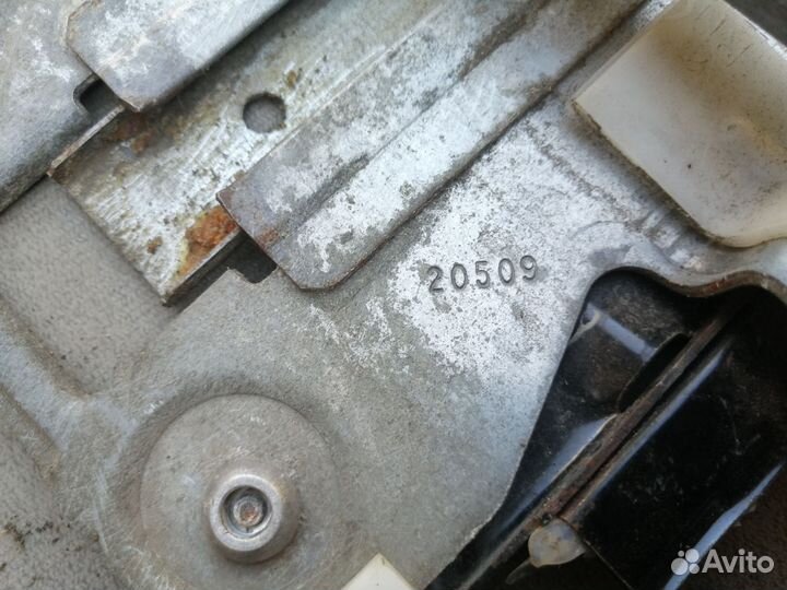 Стеклоподъемник электр. задний Ford Explorer (U2)