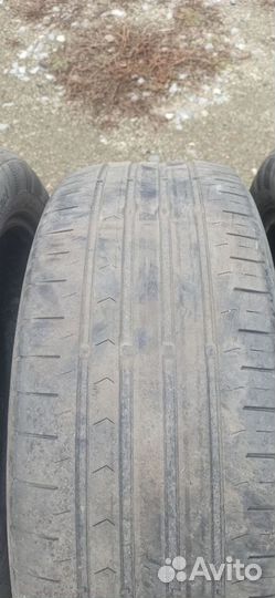 Continental ContiPremiumContact 215/55 R17 W