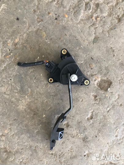 Педаль газа toyota corolla