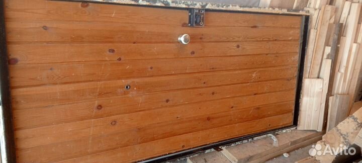 Металлическая дверь бу