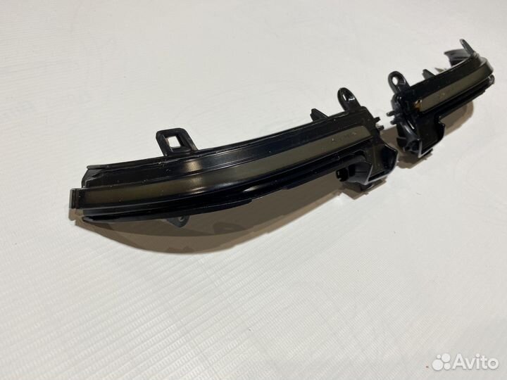 Черные поворотники BMW F30 F32 F20 F22 E84 E83