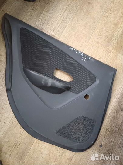 Обшивка двери задняя левая Nissan Almera G15