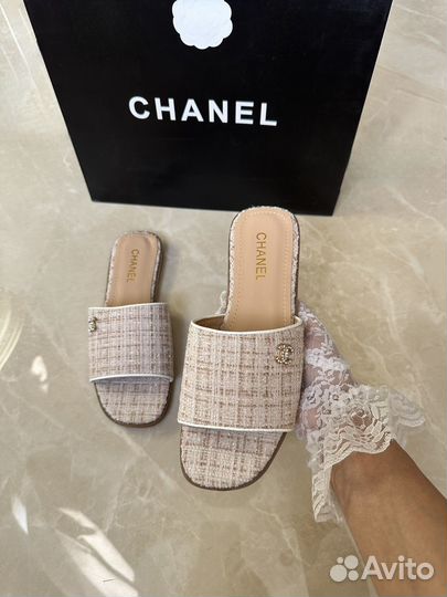 Шлепки женские chanel