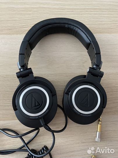Наушники Audio-technica ATH M50