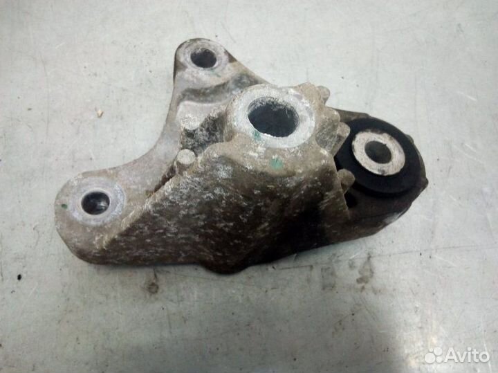 Кронштейн кпп задний Ford Focus 2 qqdb 2007