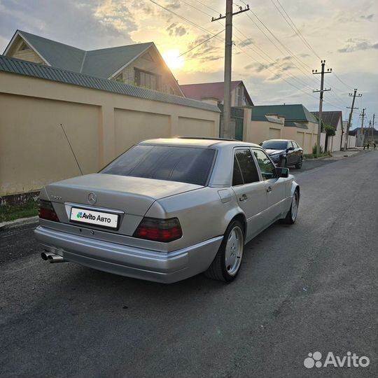 Mercedes-Benz E-класс 3.2 AT, 1993, 355 000 км