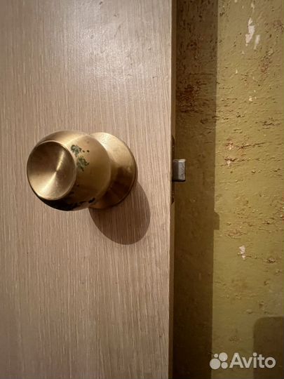 Дверь межкомнатная б/у