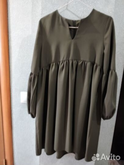 Платье женское темно-зеленое