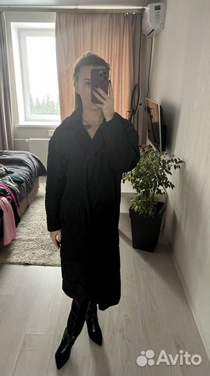 Стеганное пальто демисезонное