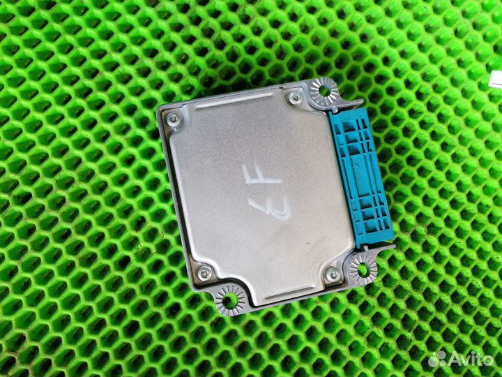 Блок SRS безопасности на Hyundai Sonata 4 EF Тагаз