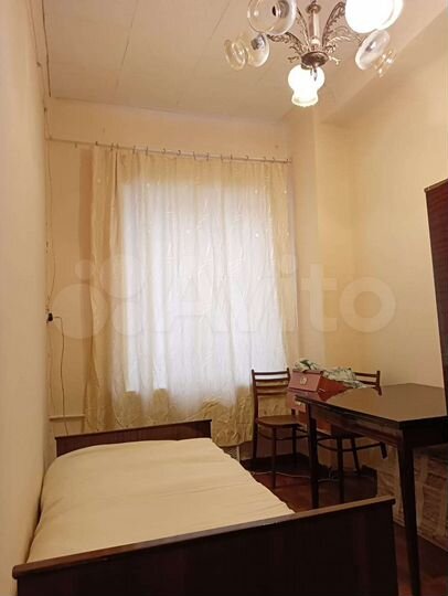 Комната 10 м² в 4-к., 4/5 эт.