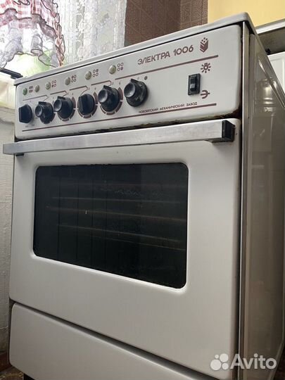Плита электрическая Электра 1006