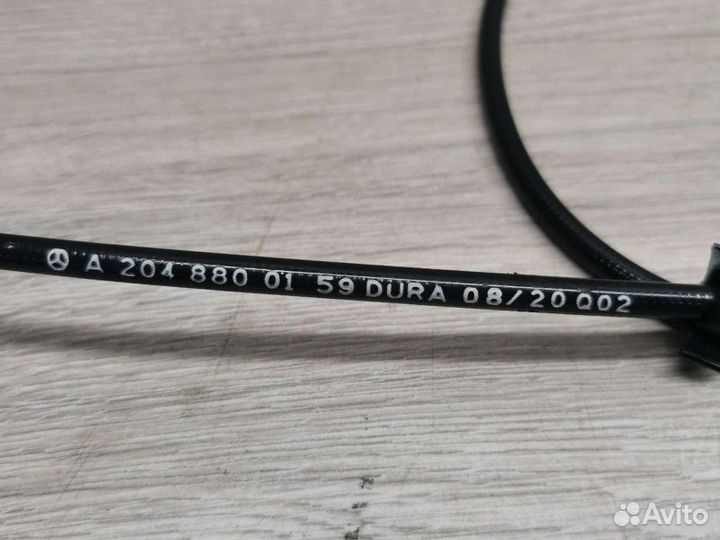 Трос капота Mercedes C W204