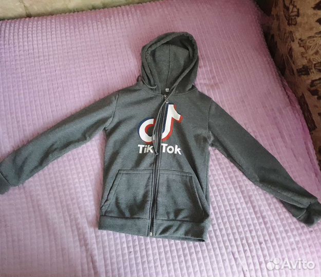 Толстовка с капюшоном для мальчика