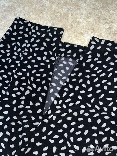 Юбка женская в крапинку/ в горошек с вырезом