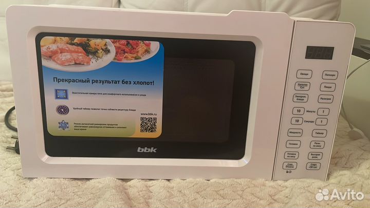 Микроволновая печь bbk 2022 г. в рабочем состоянии