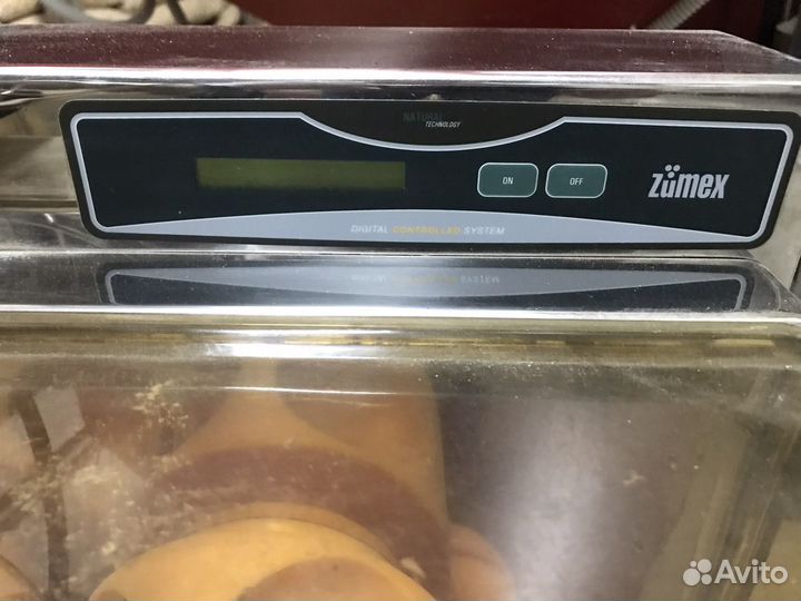 Соковыжималка для цитрусовых Zumex