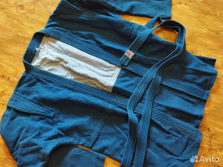 Самбовка, куртка для самбо