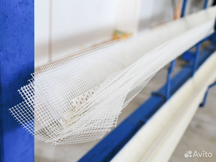 Уголок пвх с сеткой 10х15 2,5м