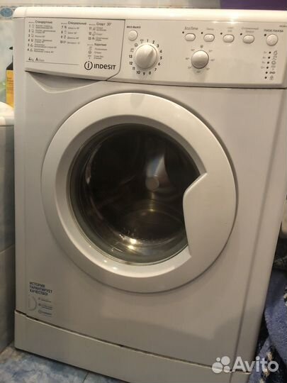 Стиральная машина на запчасти indesit