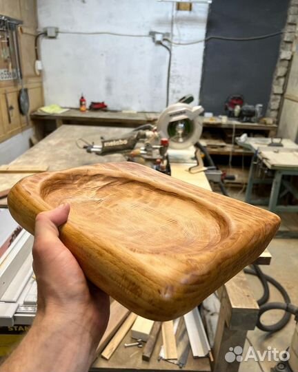 Чашка поднос из массива дуба