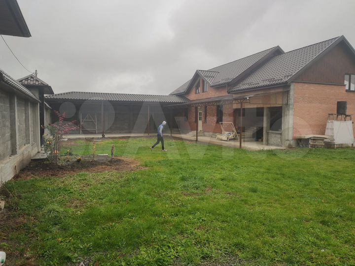 Дом 260 м² на участке 20 сот.