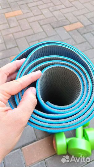 Коврик для йоги и фитнеса