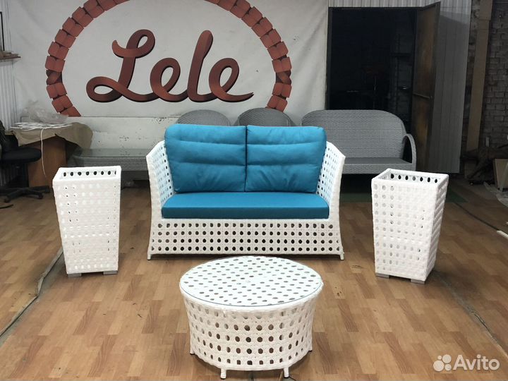 Садовая мебель из искусственного ротанга