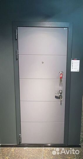 Дверь входная графит шумо-изоляционная Арт