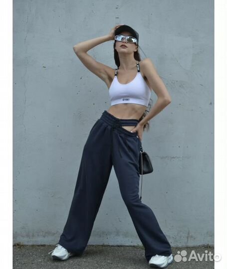 Брюки спортивные