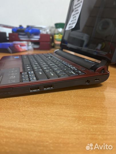 Нетбук Acer (SSD128гб; 2гб; Atom N270)