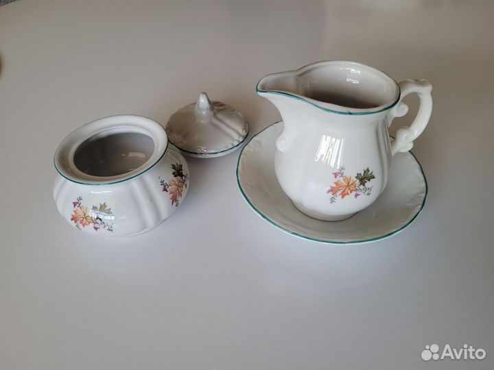 Сахарница и молочник фарфор