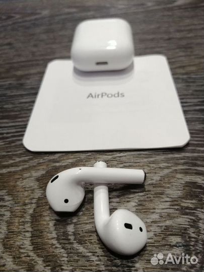 Наушники AirPods 2 + Силиконовый Чехол