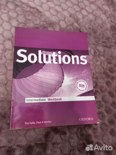 Solutions intermediate 1st edition