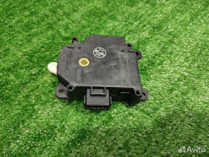 Моторчик заслонки печки Jaguar XF X250 рест. CC9