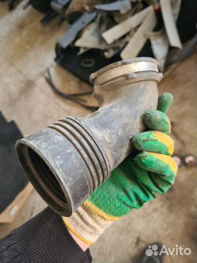 Патрубок воздушного фильтра Peugeot 308 хэтчбек