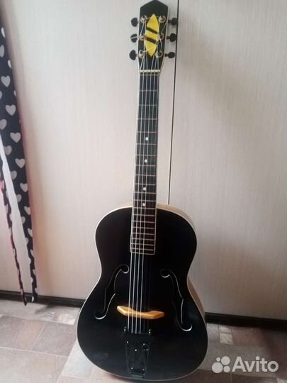 Акустическая гитара бу