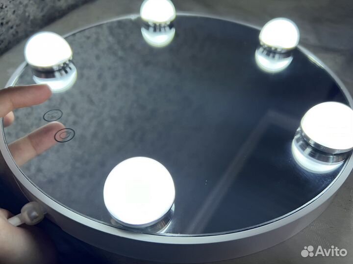 Зеркало с подсветкой