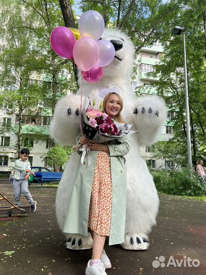 Белый мишка на праздник