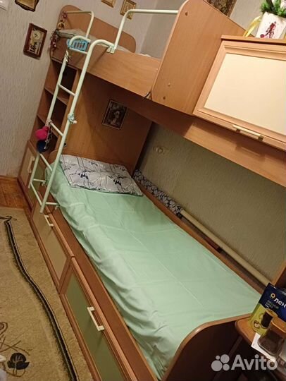 Двухъярусная кровать бу