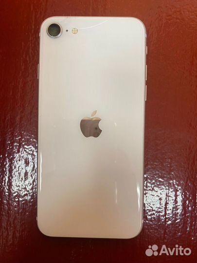 iPhone SE (2020), 128 ГБ