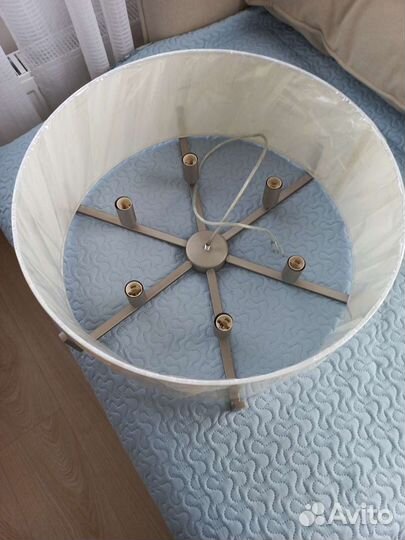 Люстра потолочная новая