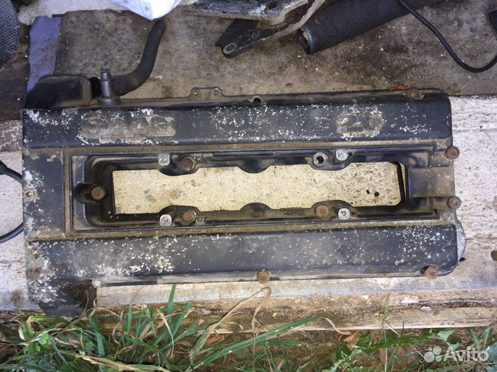 Клапанная крышка сааб 2.0